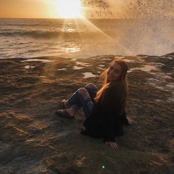 Meet your Posher, Victoria - Picture 1 of 1